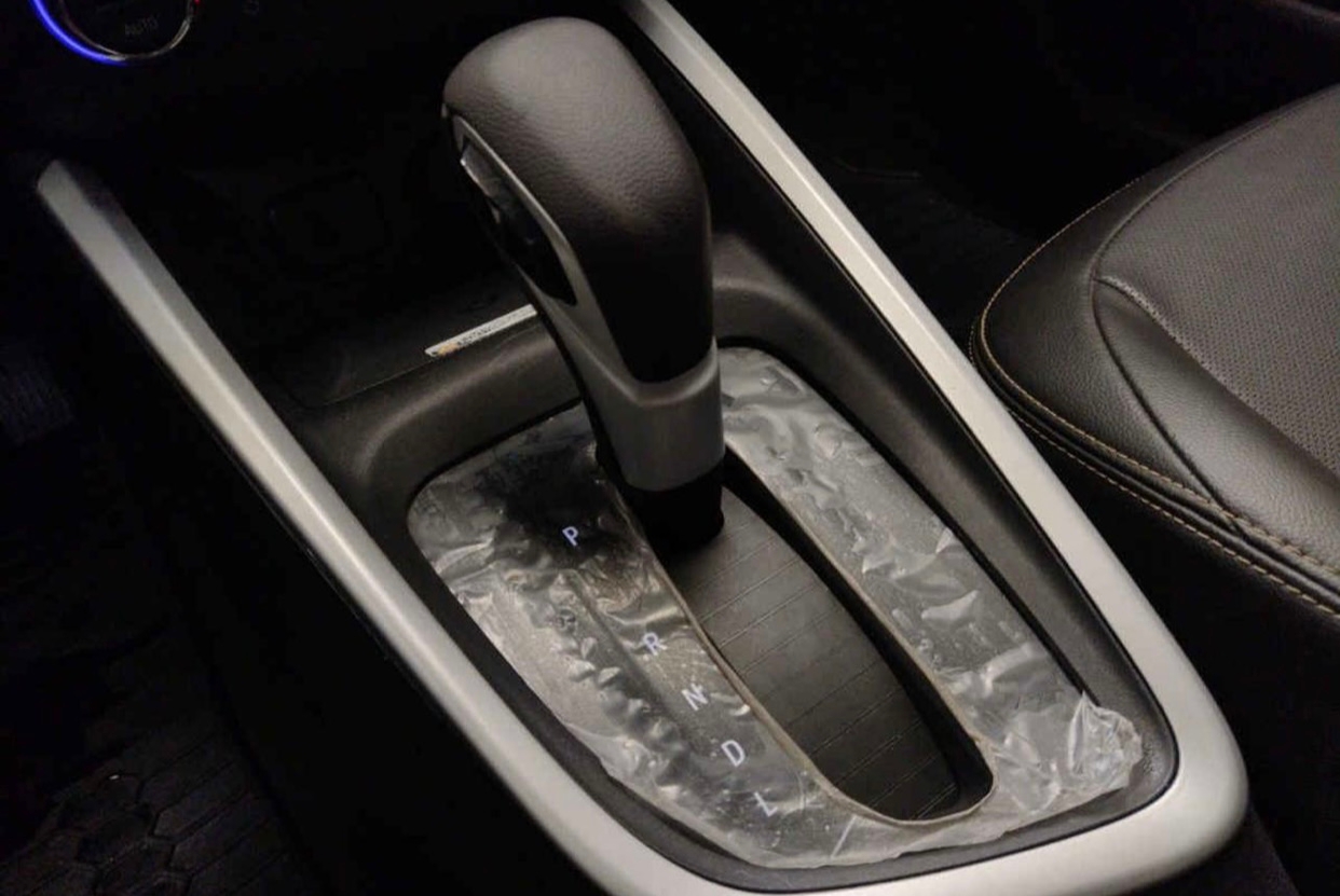 Chevrolet Onix Premier At