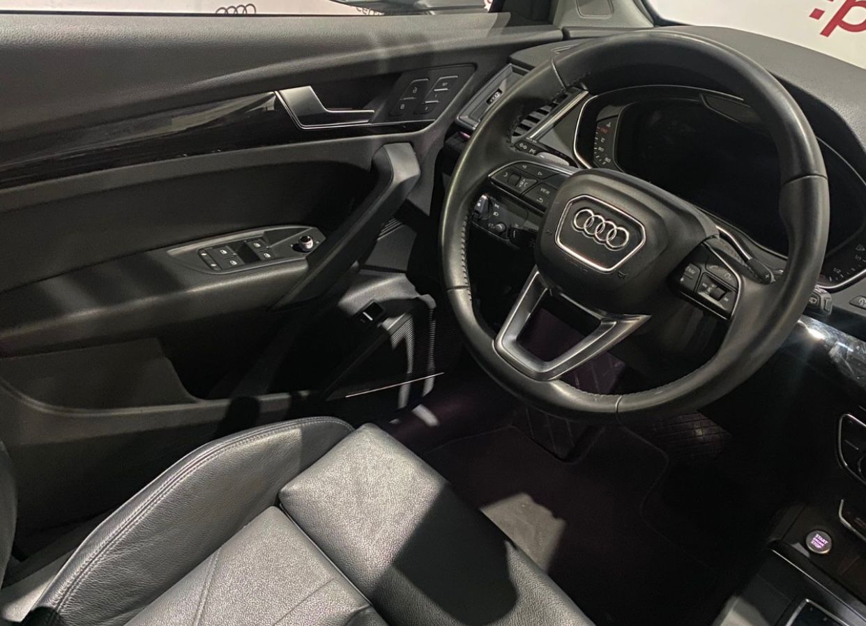 Audi Q5 45 TFSI Select