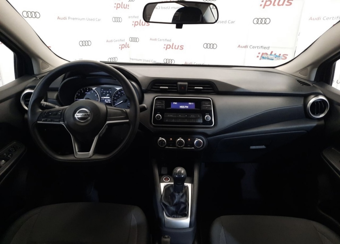 Nissan Versa Sense Ta