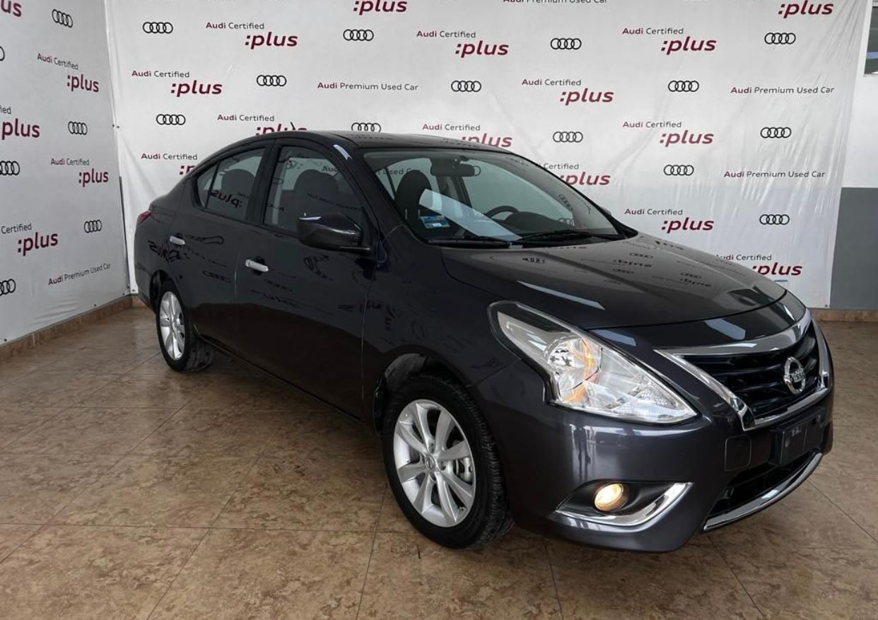 Nissan Versa Advance Mt
