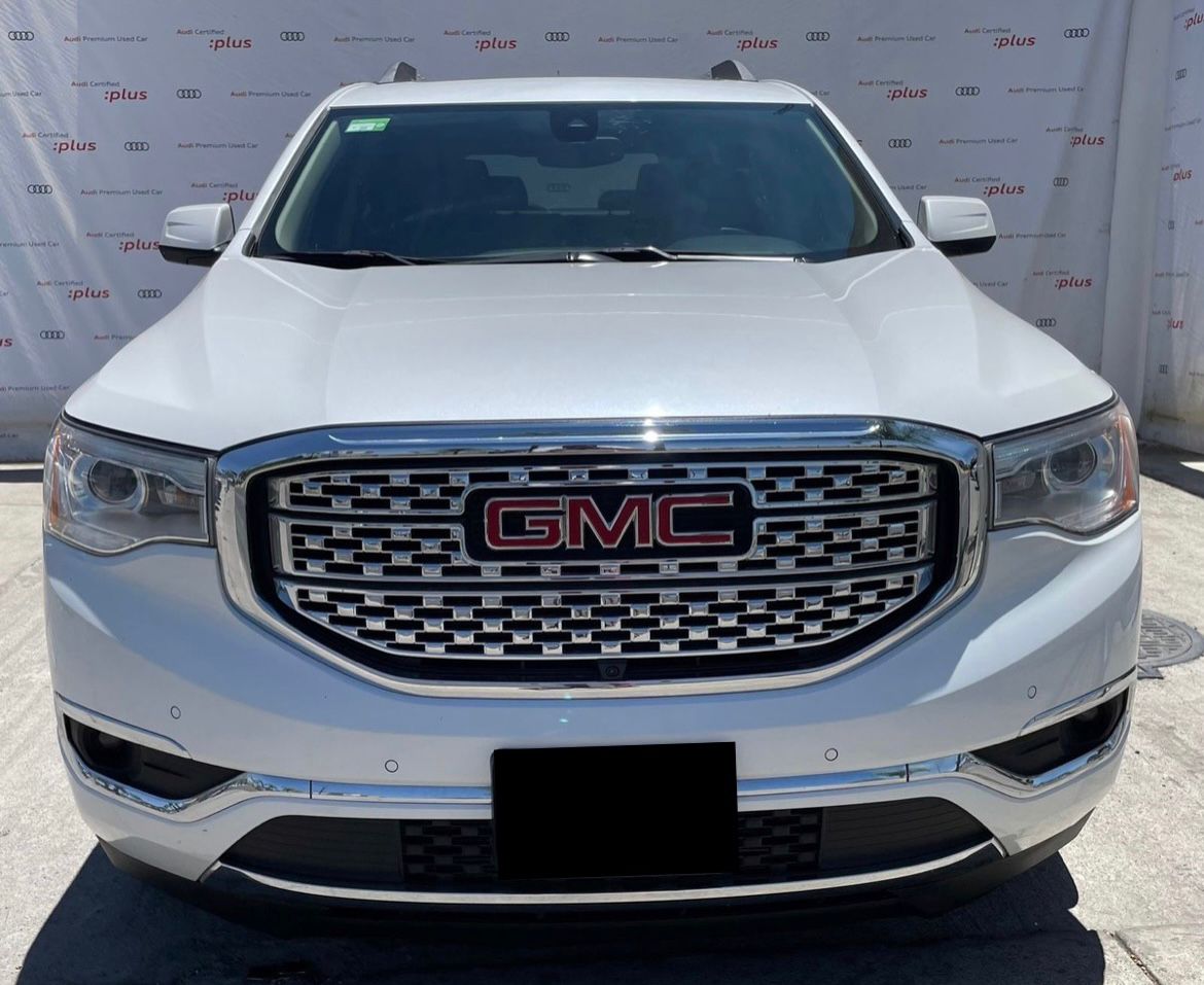 GMC Acadia Denalli