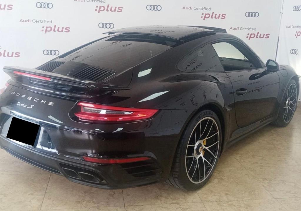 Porsche 911 Turbo S